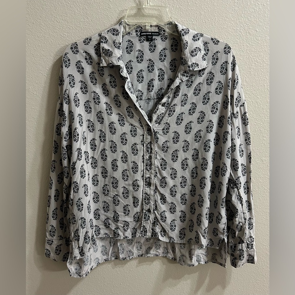 James Perse Blouse Sz 1 (Small) Gray Paisley Button Up Minimalist Elevated Basic